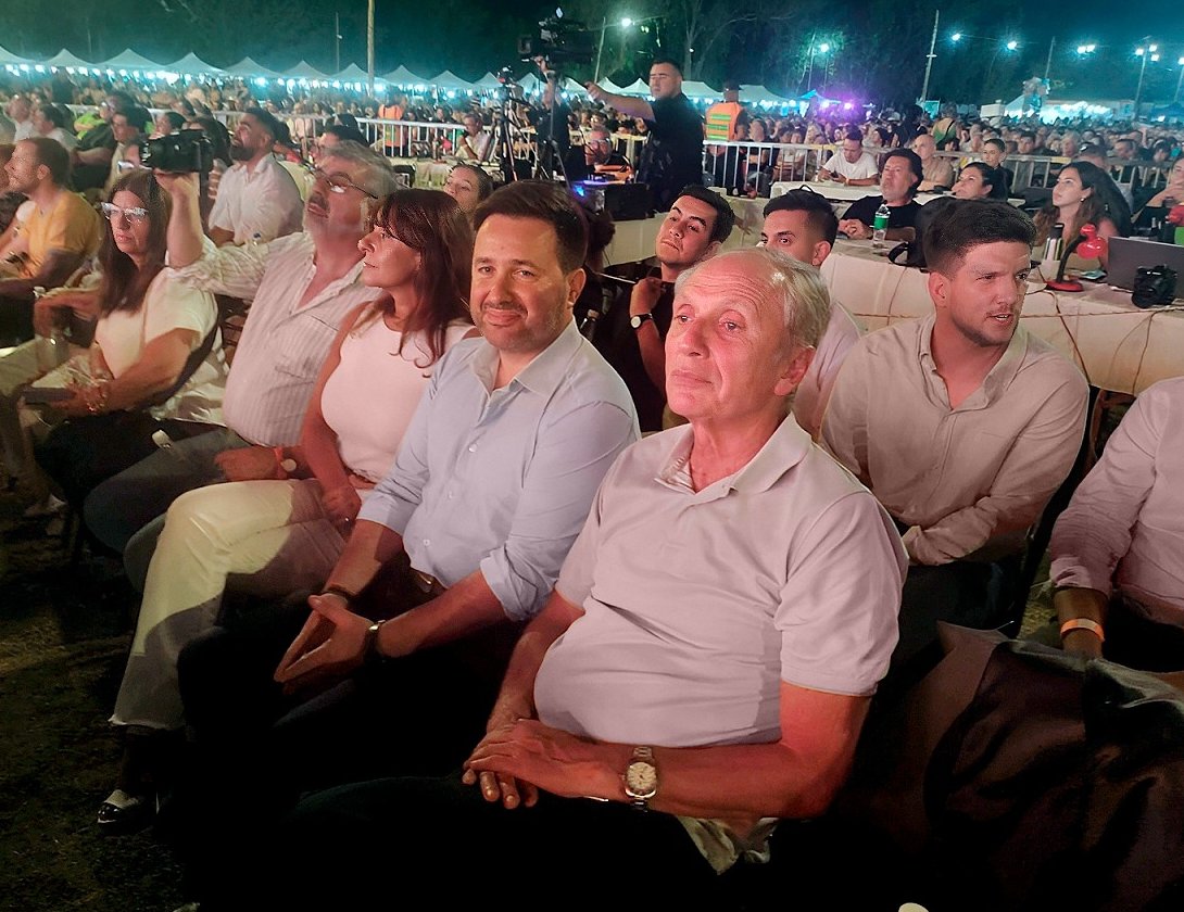 RUFEIL ASISTIÓ EN LAVALLE A LA BENDICIÓN DE LOS FRUTOS