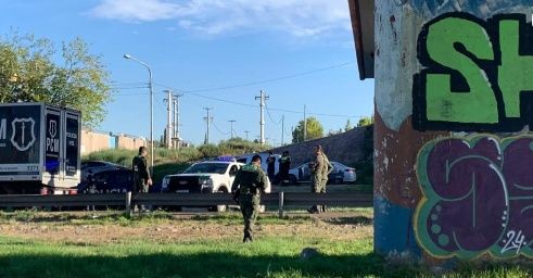 TRAGEDIA EN MENDOZA | UN HOMBRE DE 30 AÑOS MURIÓ AL ARROJARSE AL VACÍO EN UN PUENTE.