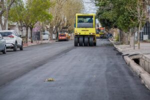 San Martín | continúa el reasfaltado de calles en barrio Las Bóvedas y otros sectores